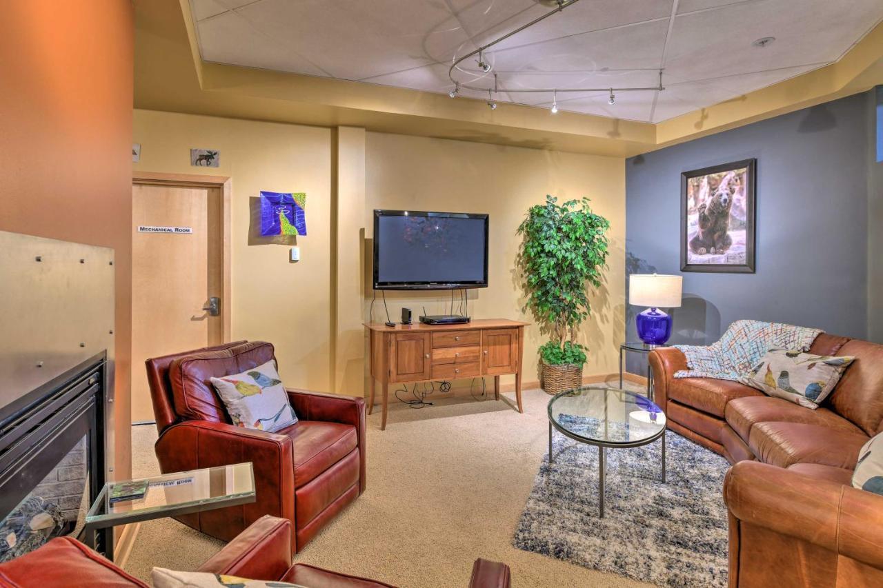 Idyllic Dtwn Anchorage Condo With Fireplace! Eksteriør billede